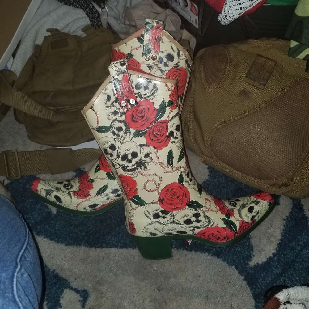 Nomad Yippy Boots